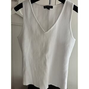 Women's white v-neck tank - Size Large